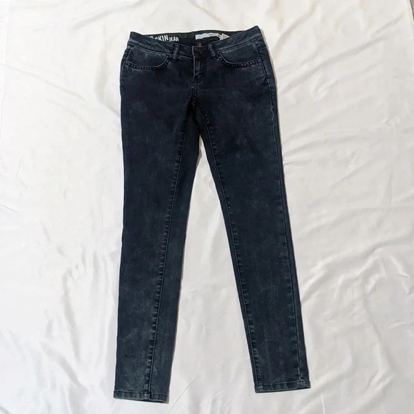 DKNY Jeans Second Skin Jean, Color Dark Wash Size 27 - Picture 1 of 13